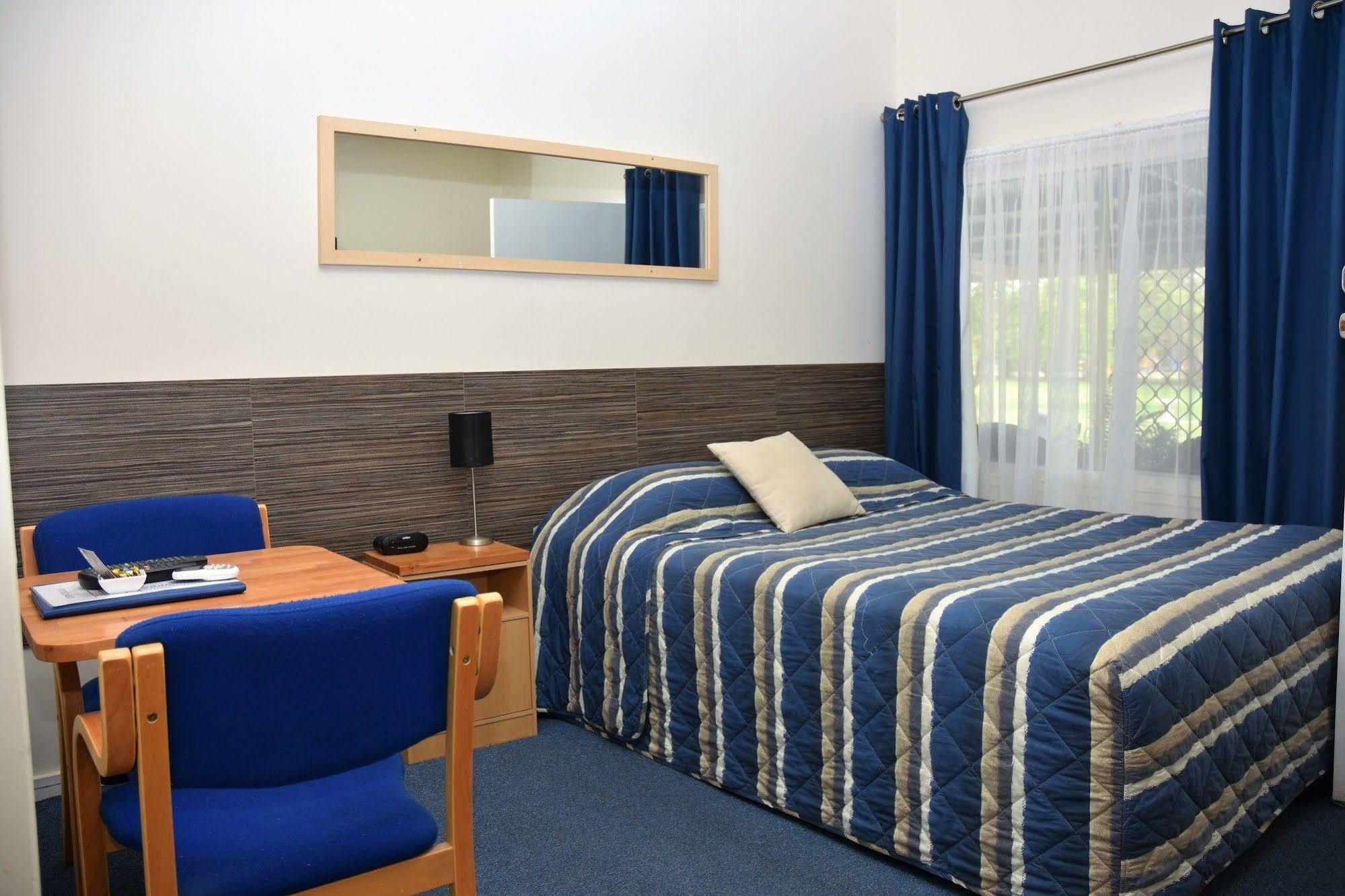 Chinchilla Motel Luaran gambar