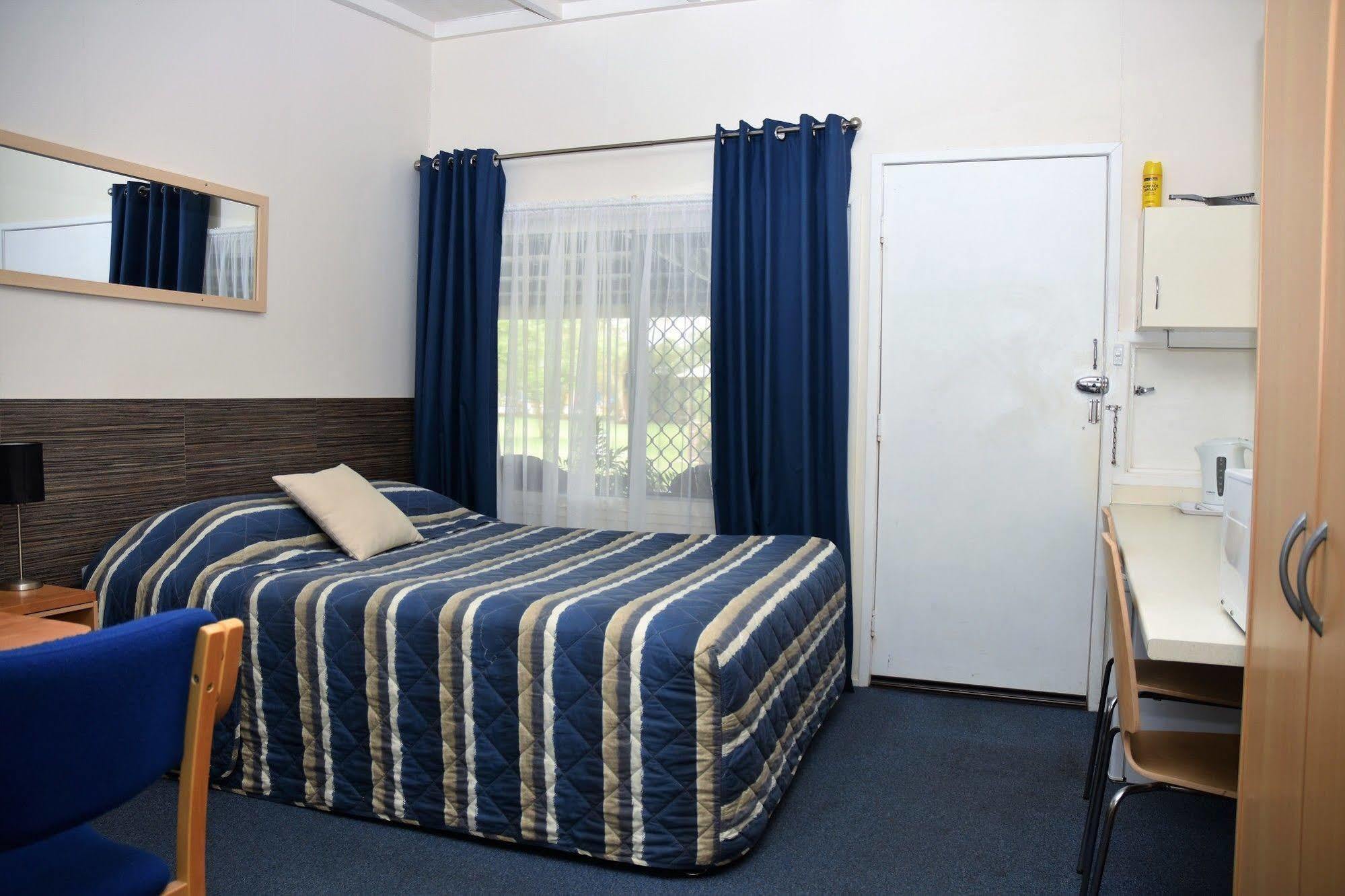 Chinchilla Motel Luaran gambar